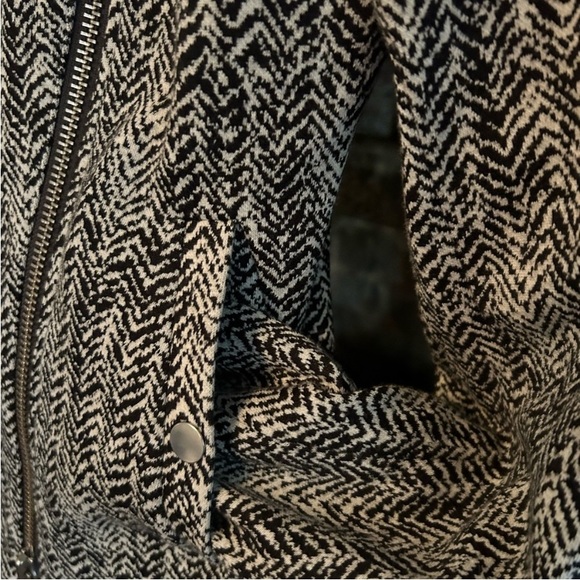 Theory Joean Goat Leather and Tweed Zipped Moto Jacket - Picture 5 of 8